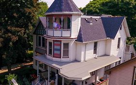 Bondy House Bed & Breakfast